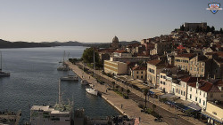 Nábřeží a město