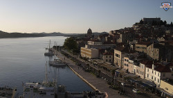 Nábřeží a město