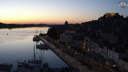 Nábřeží a město