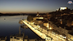 Nábřeží a město