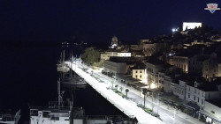 Nábřeží a město