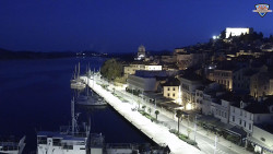 Nábřeží a město