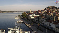 Nábřeží a město