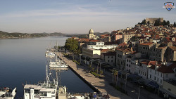 Nábřeží a město