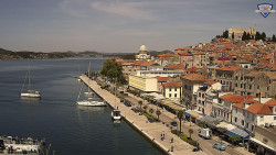 Nábřeží a město