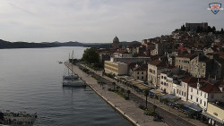 Nábřeží a město