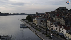 Nábřeží a město