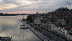 Nábřeží a město