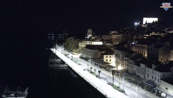 Nábřeží a město