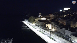 Nábřeží a město