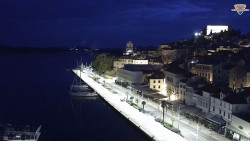 Nábřeží a město