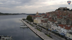 Nábřeží a město