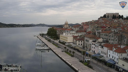 Nábřeží a město