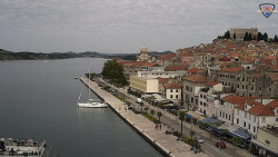 Nábřeží a město