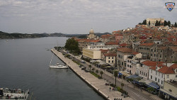 Nábřeží a město