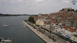 Nábřeží a město