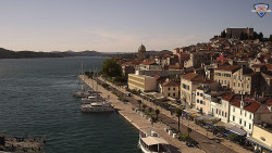 Nábřeží a město