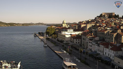 Nábřeží a město