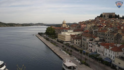 Nábřeží a město