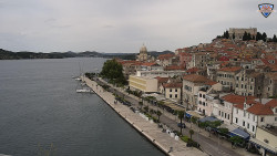 Nábřeží a město