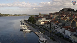 Nábřeží a město