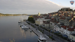 Nábřeží a město