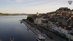 Nábřeží a město