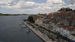 Nábřeží a město