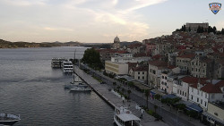 Nábřeží a město