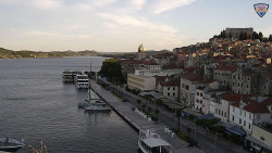 Nábřeží a město