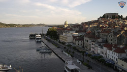 Nábřeží a město