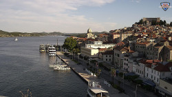 Nábřeží a město