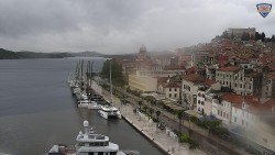 Nábřeží a město
