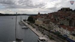 Nábřeží a město
