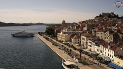 Nábřeží a město