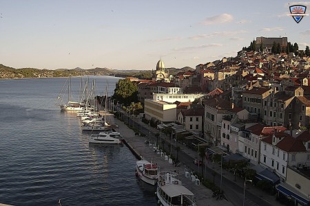 Nábřeží a město
