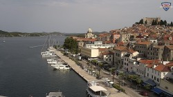Nábřeží a město