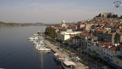 Nábřeží a město