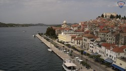 Nábřeží a město