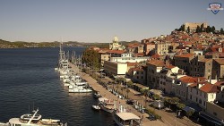 Uferpromenade und Stadt