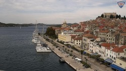 Nábřeží a město