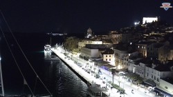 Nábřeží a město