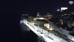 Nábřeží a město