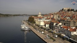 Nábřeží a město