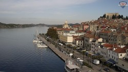 Nábřeží a město