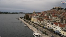 Nábřeží a město