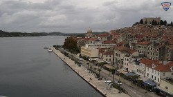 Nábřeží a město