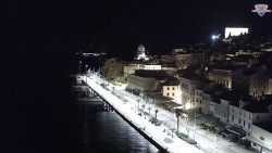Nábřeží a město
