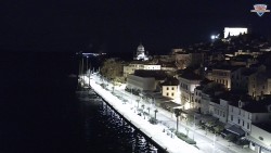 Nábřeží a město