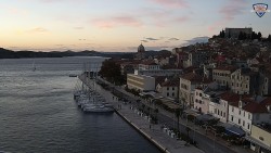 Nábřeží a město
